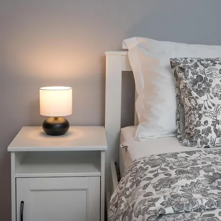 Stone Lady With Pool&hot Tub,sauna,bbq,garden Tatil Evi Rasopasno