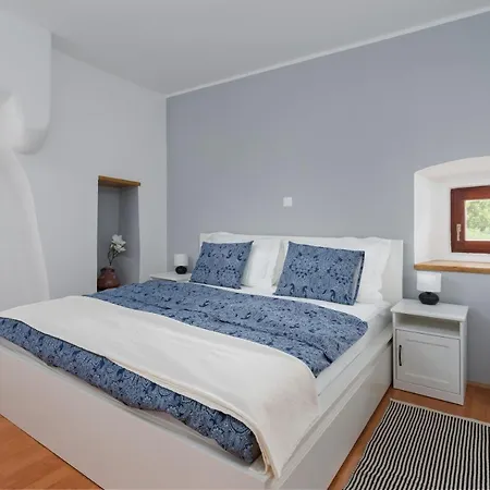 Tatil Evi Stone Lady With Pool&hot Tub,sauna,bbq,garden