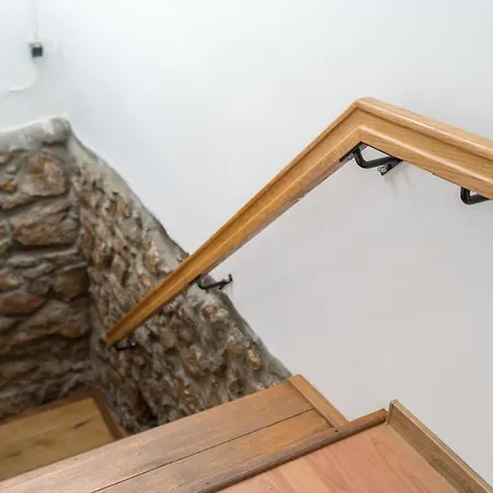 Tatil Evi Stone Lady With Pool&hot Tub,sauna,bbq,garden Rasopasno